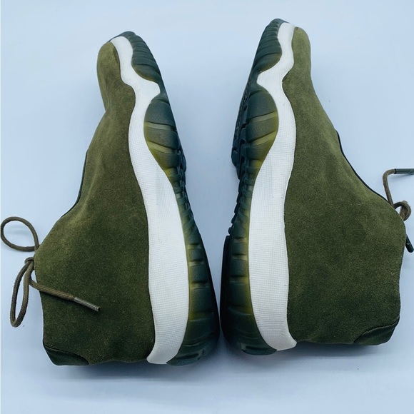 Womens NIKE AIR JORDAN
FUTURE Olive Trainers AR0726-300 - Picture 14 of 15